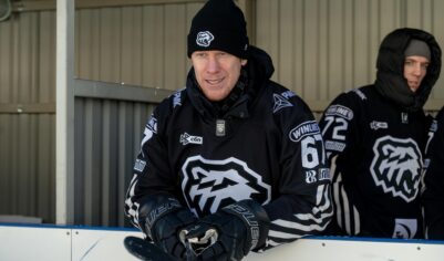 «Амур» сыграл перед своими зрителями красиво, но ненадежно, проиграв «Трактору»